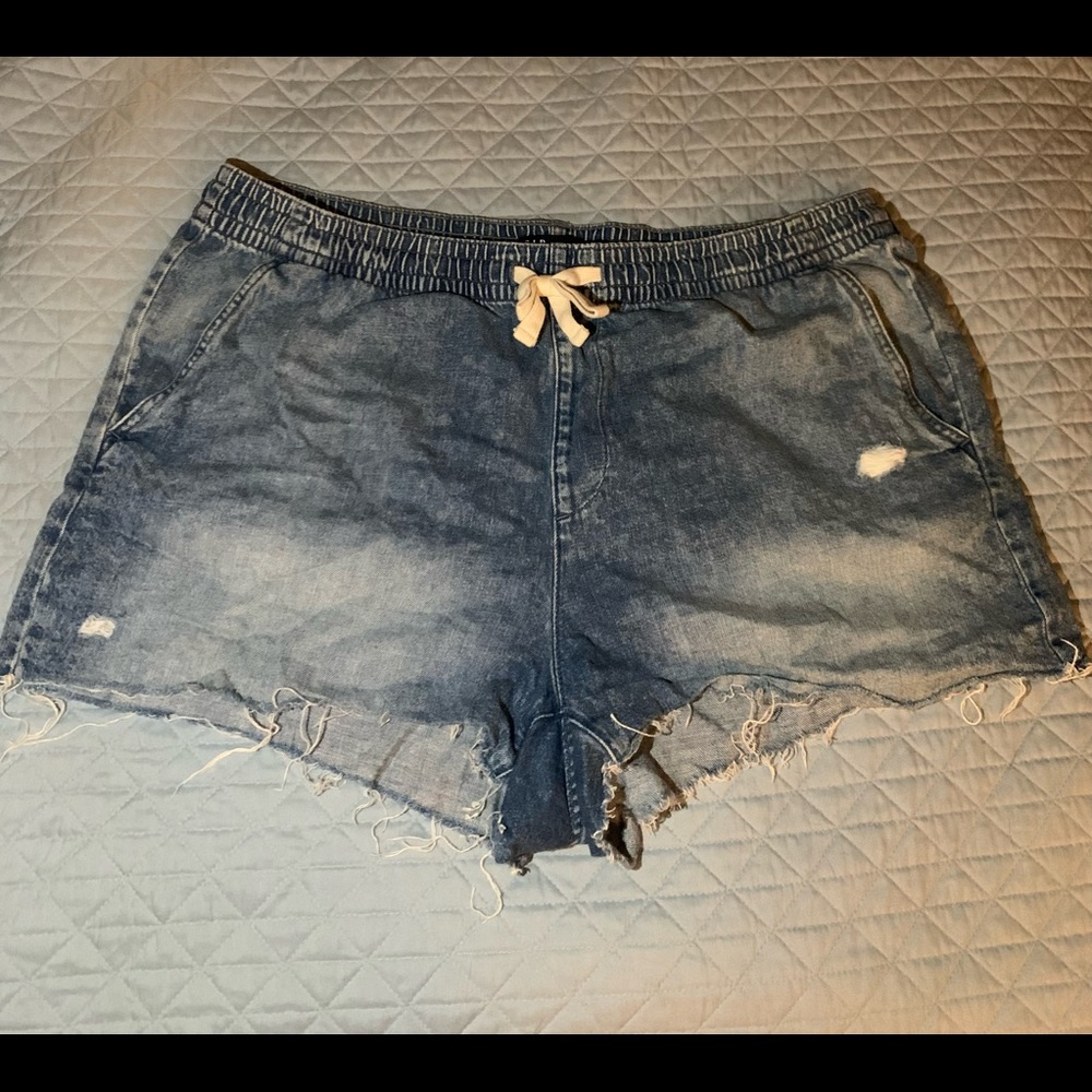 Gap denim shorts XXL